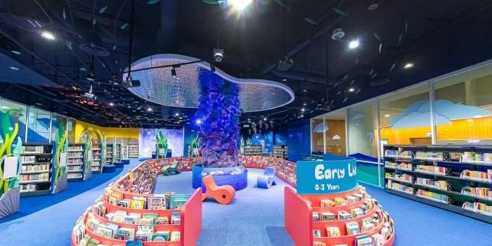 Découverte de l'espace enfants de la Bibliothèque Publique Centrale 