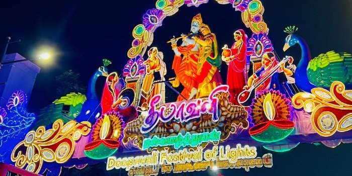 Little India à l'heure de Deepavali - visite en soirée